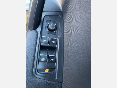 Volkswagen Tiguan Allspace 2.0 TDI SEL Euro 6 (s/s) 5dr 31