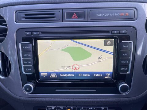 Volkswagen Tiguan 2.0 TDI BlueMotion Tech SE DSG 4WD Euro 5 (s/s) 5dr 23