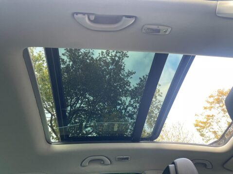 Volkswagen Tiguan 2.0 TDI BlueMotion Tech SE DSG 4WD Euro 5 (s/s) 5dr 17