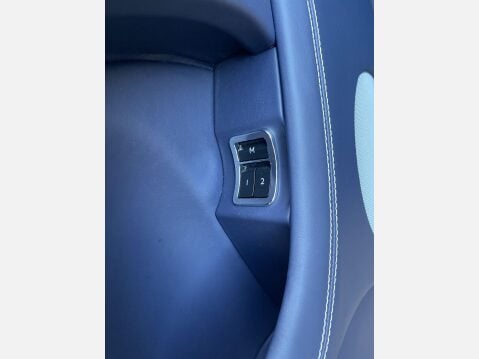 Bentley Bentayga 4.0 V8 Base Auto 4WD Euro 6 (s/s) 5dr 40