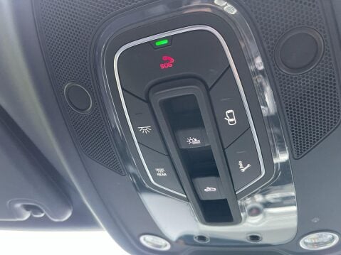 Bentley Bentayga 4.0 V8 Base Auto 4WD Euro 6 (s/s) 5dr 39