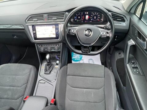 Volkswagen Tiguan 2.0 TDI SEL SUV 5dr Diesel DSG Euro 6 (s/s) (150 ps) 2