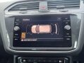 Volkswagen Tiguan 2.0 TDI SEL SUV 5dr Diesel DSG Euro 6 (s/s) (150 ps) 25