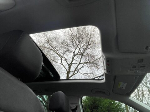 Volkswagen Tiguan 2.0 TDI SEL SUV 5dr Diesel DSG Euro 6 (s/s) (150 ps) 17