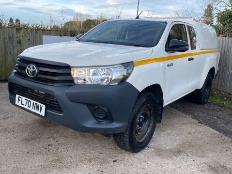 Toyota Hilux 2.4 D-4D Active Extra Cab Pickup 4WD Euro 6 (s/s) 4dr 5