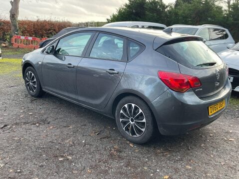 Vauxhall Astra 1.4 16v Exclusiv Euro 5 5dr 6