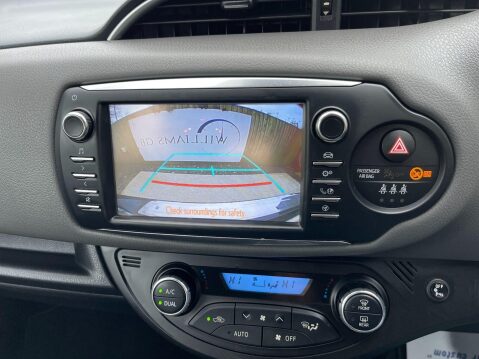 Toyota Yaris 1.5 VVT-h Icon Tech E-CVT Euro 6 (s/s) 5dr 13
