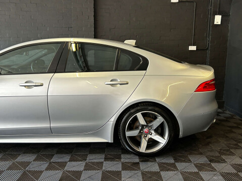 Jaguar XE 2.0d R-Sport Saloon 4dr Diesel Auto Euro 6 (s/s) (180 ps) 12