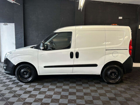 Vauxhall Combo 1.3 CDTi 2300 ecoFLEX 16v Temperature Controlled 3dr Diesel Manual FWD L1 H 14