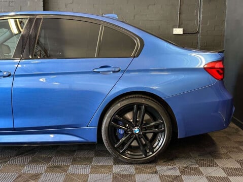 BMW 3 Series 3.0 335d M Sport Shadow Edition Saloon 4dr Diesel Auto xDrive Euro 6 (s/s) 14