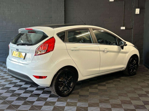 Ford Fiesta 1.25 Zetec Hatchback 5dr Petrol Manual Euro 6 (82 ps) 18