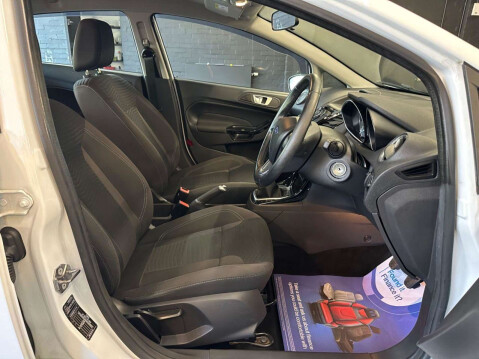 Ford Fiesta 1.25 Zetec Hatchback 5dr Petrol Manual Euro 6 (82 ps) 27