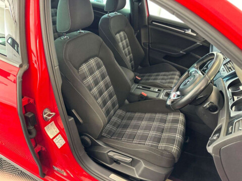 Volkswagen Golf 2.0 TDI BlueMotion Tech GTD Hatchback 5dr Diesel DSG Euro 6 (s/s) (184 ps) 29