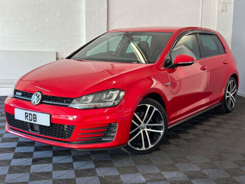 Volkswagen Golf 2.0 TDI BlueMotion Tech GTD Hatchback 5dr Diesel DSG Euro 6 (s/s) (184 ps) 1