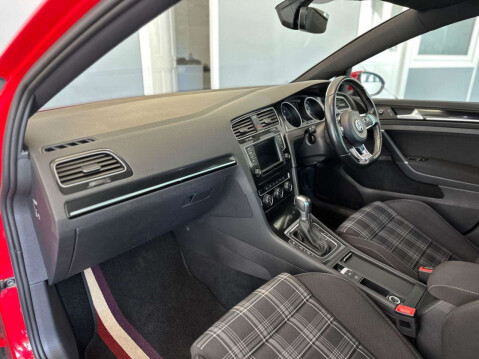 Volkswagen Golf 2.0 TDI BlueMotion Tech GTD Hatchback 5dr Diesel DSG Euro 6 (s/s) (184 ps) 50