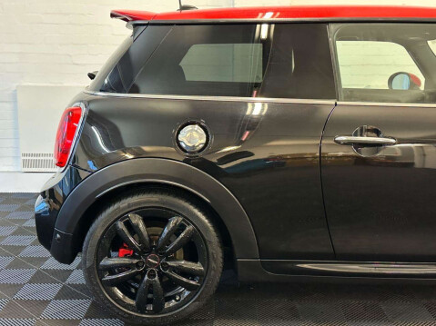 Mini Hatch 2.0 John Cooper Works Hatchback 3dr Petrol Auto Euro 6 (s/s) (231 ps) 2 OWN 16