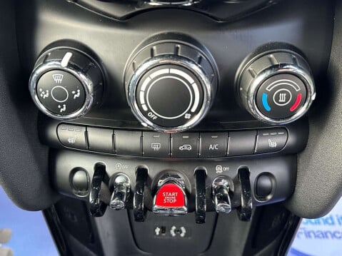 Mini Hatch 2.0 John Cooper Works Hatchback 3dr Petrol Auto Euro 6 (s/s) (231 ps) 2 OWN 40