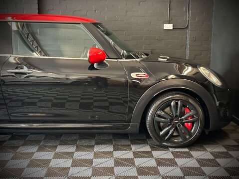 Mini Hatch 2.0 John Cooper Works Hatchback 3dr Petrol Auto Euro 6 (s/s) (231 ps) 2 OWN 17