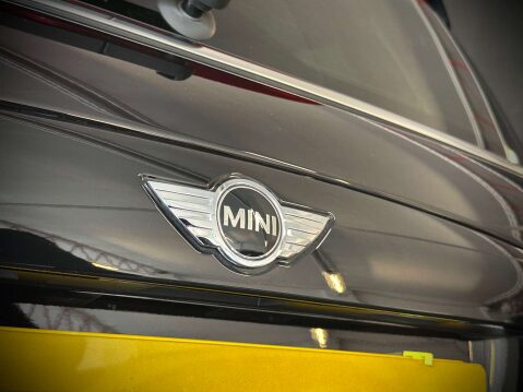 Mini Hatch 2.0 John Cooper Works Hatchback 3dr Petrol Auto Euro 6 (s/s) (231 ps) 2 OWN 58
