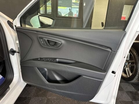 SEAT Leon 1.4 Leon FR Technology EcoTSI 5dr 32