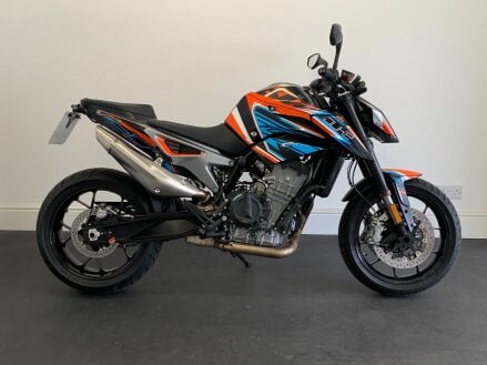 KTM Duke 790