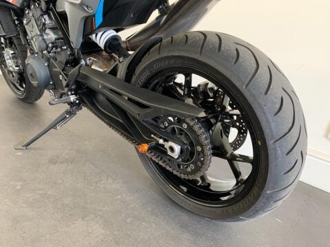 KTM Duke 790 11