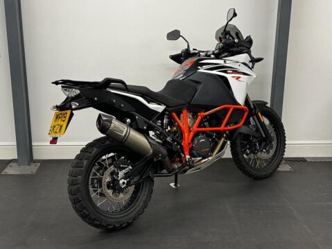 KTM 1090 Adventure 1050 R Euro 4 3
