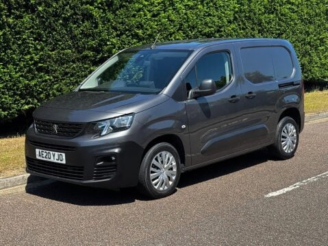 Peugeot Partner 1.5 BlueHDi 1000 Professional Standard Panel Van EAT8 SWB Euro 6 (s/s) 5dr 3