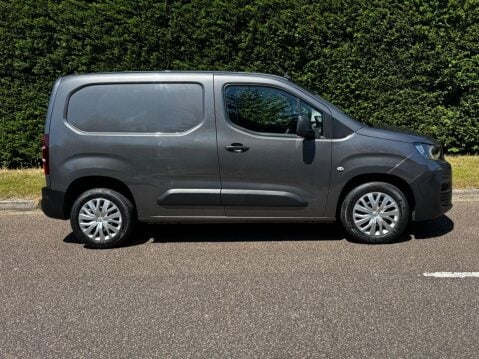 Peugeot Partner 1.5 BlueHDi 1000 Professional Standard Panel Van EAT8 SWB Euro 6 (s/s) 5dr 4