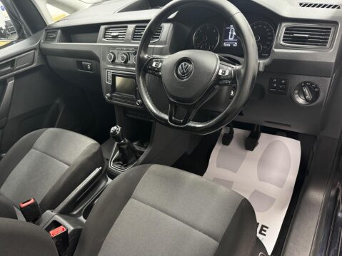 Volkswagen Caddy 2.0 TDI C20 BlueMotion Tech Black Edition SWB Euro 6 (s/s) 5dr 11
