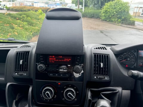 Peugeot Boxer 2.0 BlueHDi 435 L4 Euro 6 (s/s) 2dr 14