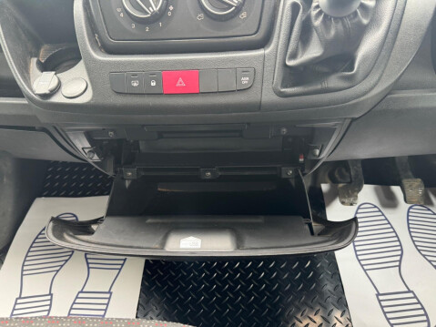 Peugeot Boxer 2.0 BlueHDi 435 L4 Euro 6 (s/s) 2dr 17