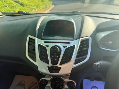 Ford Fiesta 1.4 Zetec 5dr 14