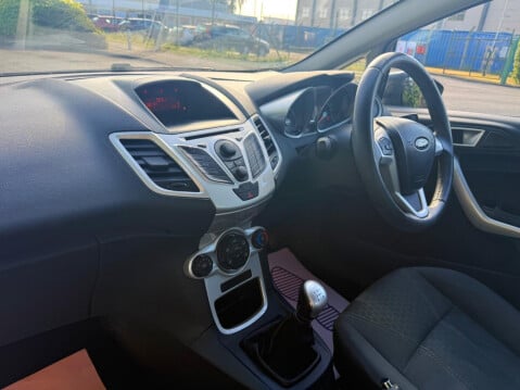 Ford Fiesta 1.4 Zetec 5dr 15