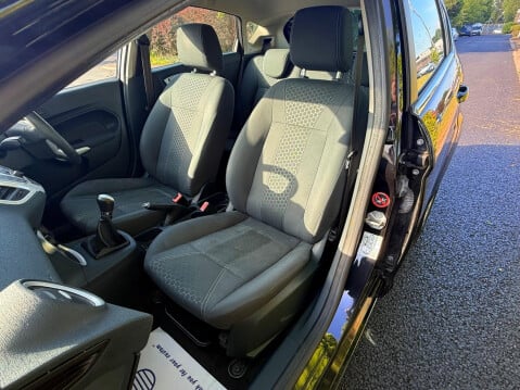 Ford Fiesta 1.4 Zetec 5dr 25