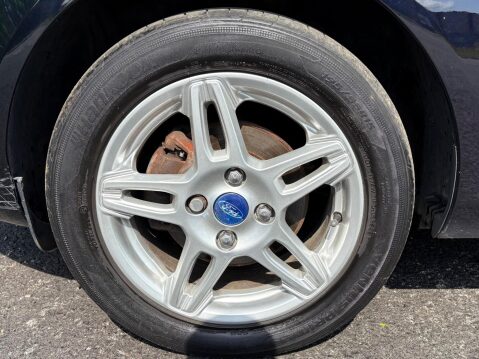 Ford Fiesta 1.0 Zetec Euro 5 (s/s) 5dr 12