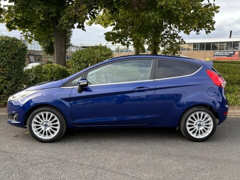 Ford Fiesta 1.0T EcoBoost Titanium Euro 5 (s/s) 3dr 4