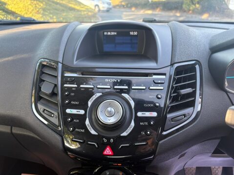 Ford Fiesta 1.0T EcoBoost Titanium Euro 5 (s/s) 3dr 20