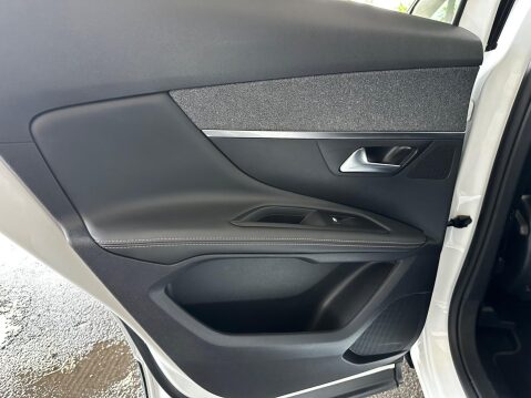 Peugeot 3008 1.2 PureTech GT Line Euro 6 (s/s) 5dr 38