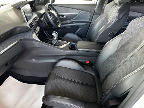 Peugeot 3008 1.2 PureTech GT Line Euro 6 (s/s) 5dr 44