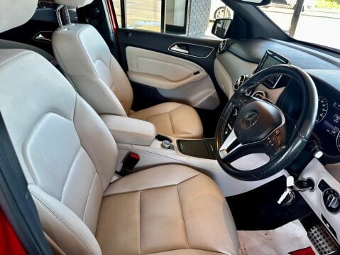 Mercedes-Benz B Class 2.0 B220 Sport 7G-DCT 4MATIC Euro 6 (s/s) 5dr 22