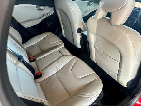 Volvo V40 2.0 D3 Inscription Auto Euro 6 (s/s) 5dr 17
