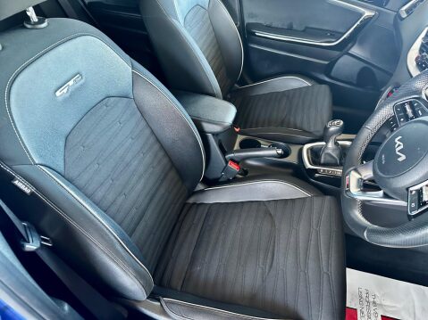 Kia Ceed 1.5 T-GDi GT-Line Euro 6 (s/s) 5dr 31