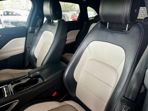 Jaguar F-Pace 2.0 D180 R-Sport Auto AWD Euro 6 (s/s) 5dr 15