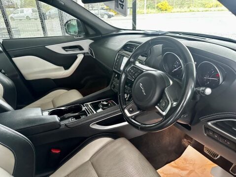 Jaguar F-Pace 2.0 D180 R-Sport Auto AWD Euro 6 (s/s) 5dr 20