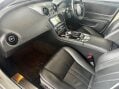 Jaguar XJ 3.0d V6 Luxury Auto Euro 6 (s/s) 4dr 18
