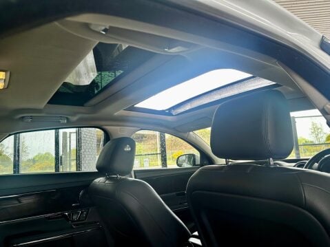 Jaguar XJ 3.0d V6 Luxury Auto Euro 6 (s/s) 4dr 21