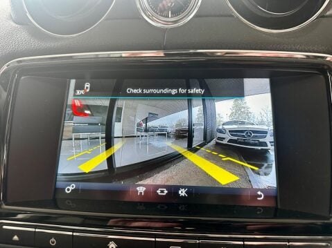 Jaguar XJ 3.0d V6 Luxury Auto Euro 6 (s/s) 4dr 29