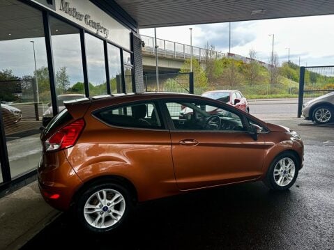 Ford Fiesta 1.0 Zetec Euro 6 (s/s) 3dr 4