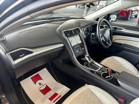 Ford Mondeo 2.0 TDCi Vignale Powershift Euro 6 (s/s) 5dr 43